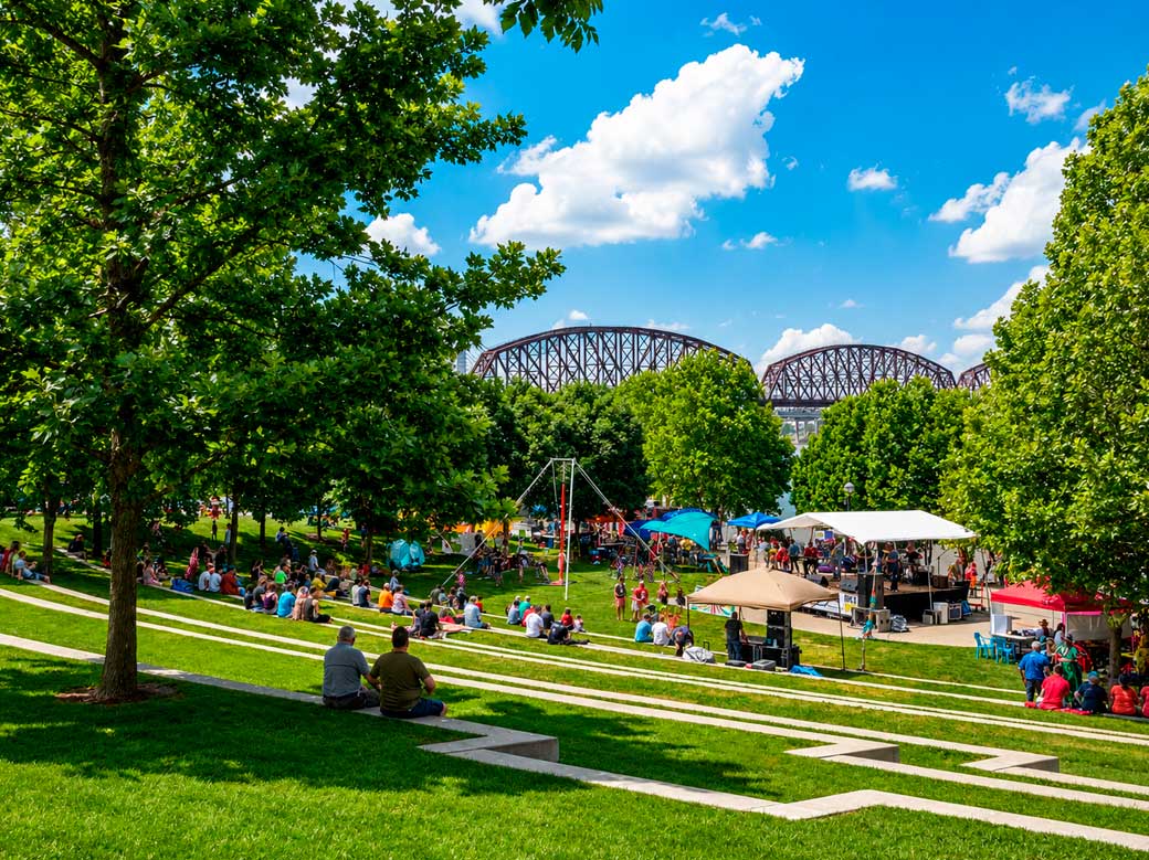 local-attractions-louisville-waterfront local-attractions-louisville-waterfront